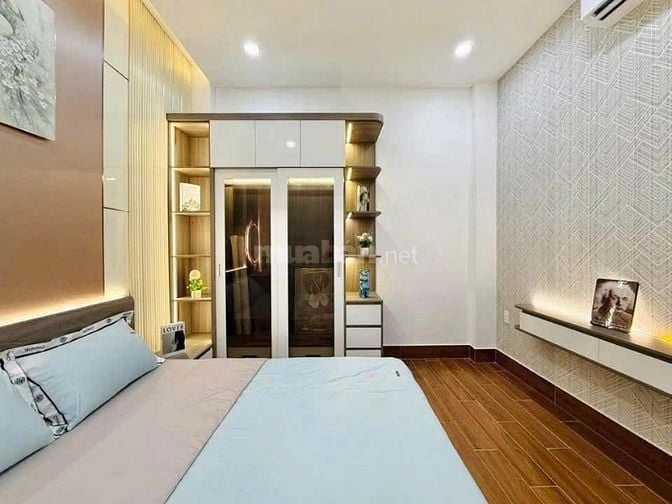 NHÀ PHỐ KHU DÂN CƯ YÊN TỈNH-HẺM OTO CÓ CHỔ ĐẬU TRONG NHÀ XE-SHR