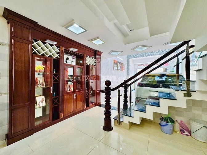Nhà 78m² Cộng Hòa xây 1 trệt 3 lầu. Gần Sân bay giá 3 tỷ 550,hẻm 5m