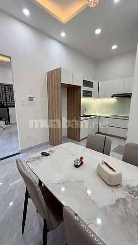 Nhà Xinh 54m2 2PN giá 2,25 tỷ đường Nguyễn Văn Săng quận Tân Phú