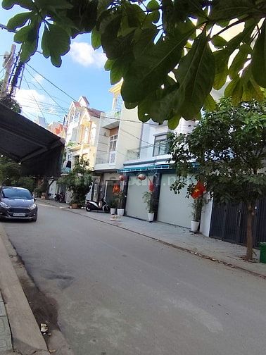 Bán nhà riêng tại Thị trấn Nhà Bè, 8,3 tỷ, 64m2, view đẹp giá cực chất