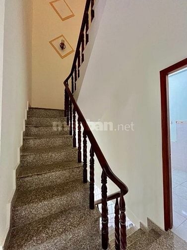  Cho thuê nhà hẻm 4m(XH) Bình Trị Đông, P.B.T.Đông A, Q.B.Tân giá 10tr