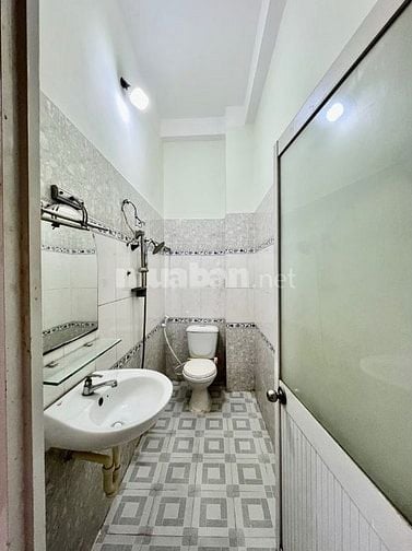  Cho thuê nhà hẻm 4m(XH) Bình Trị Đông, P.B.T.Đông A, Q.B.Tân giá 10tr