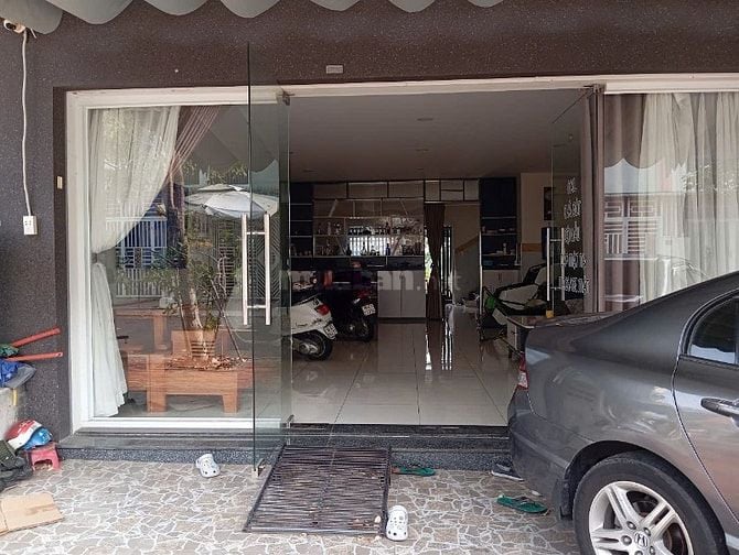 CHO THUÊ NGUYÊN CĂN SHOPHOUSE 6.5tr - ECOLAKE MỸ PHƯỚC - BÌNH DƯƠNG