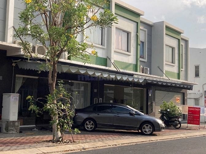 CHO THUÊ NGUYÊN CĂN SHOPHOUSE 6.5tr - ECOLAKE MỸ PHƯỚC - BÌNH DƯƠNG