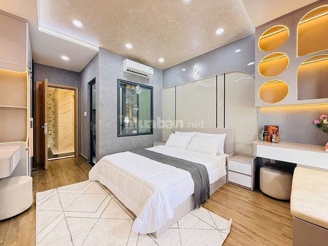 Bán gấp nhà ở đường Lê Tự Tài, phường 4, quận Phú Nhuận, giá 2 tỷ 650 