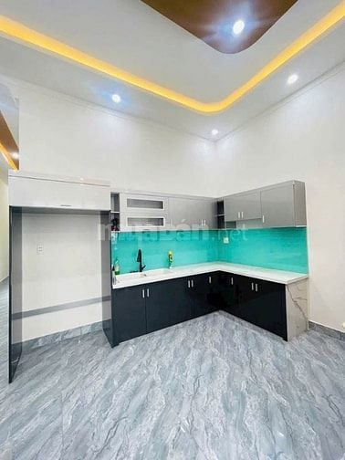 Bán gấp căn nhà nằm ngay thị trấn Củ Chi dt 86m2 SHR. Giá bán 830tr