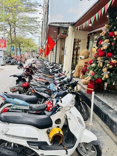 SANG NHƯỢNG QUÁN CAFE MẶT ĐƯỜNG LỚN Ô CHỢ DỪA- RỘNG THOÁNG, 
