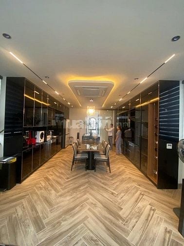 TT CẦU GIẤY, MẶT PHỐ - VỈA HÈ – KINH DOANH VIP, 51,3M2, GIÁ 27,8 TỶ
