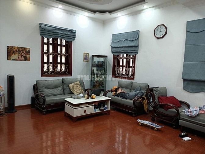 BÁN NHÀ PHỐ THÁI HÀ – SIÊU HIẾM – GẦN PHỐ – GẦN Ô TÔ – 61m² – GIÁ CHỈ 