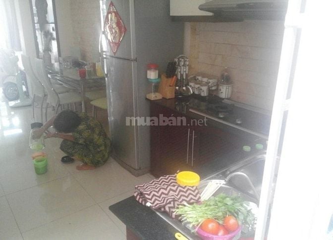 Nhà 38m² Bà Hom xây 1 trệt 2 lầu. Hẻm 6m sổ riêng. Giá chỉ 2 tỷ 150.