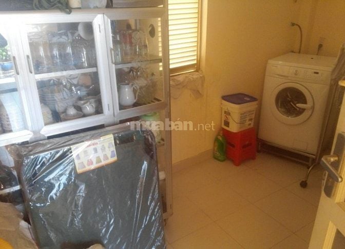 Nhà 38m² Bà Hom xây 1 trệt 2 lầu. Hẻm 6m sổ riêng. Giá chỉ 2 tỷ 150.