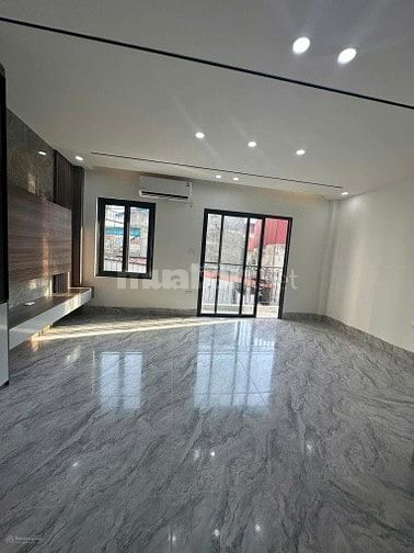 Bán nhà Nguyễn Trãi, Thanh Xuân, xây mới, 7 tầng thang máy, xe tải đỗ 