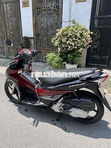 Cần bán xe suzuki lmpulse Fi 2015 bstp mới 90%