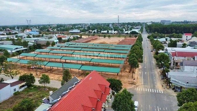 bán gấp lô đất đường thông chợ mỹ phuóc thông chợ