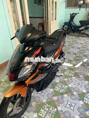 Bán airblade up thái, máy rất êm, giấy tờ đầy đủ