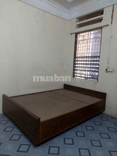 Cho thuê nhà ngõ 789 Hồng Hà, gần Thiên Sơn Plaza