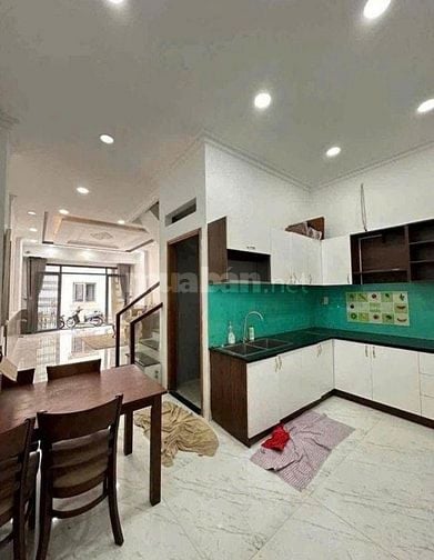 Nhà Nguyên Căn 4 lầu KDC Hoang Quốc Việt Q7 4 PN, 5 WC sạch sẽ ở ngay