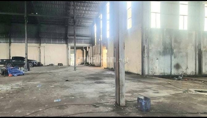 Xho thuê xưởng và vp xuân Thới thượng 23 dt 1500m 