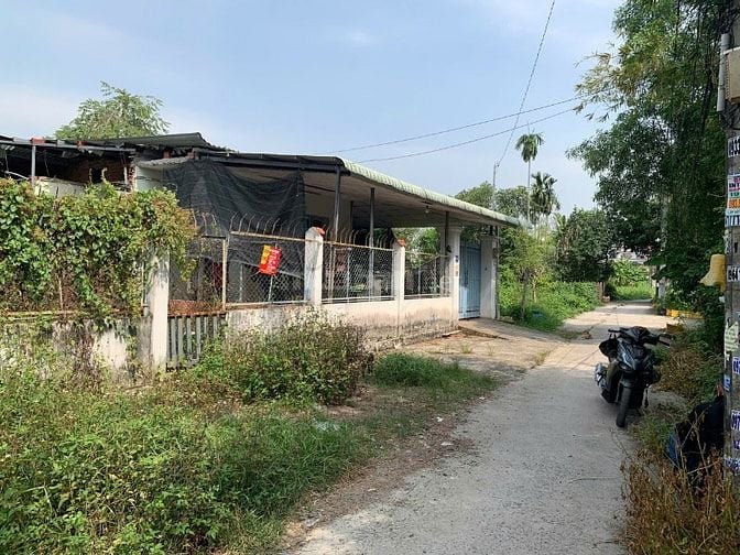 Đất thổ cư KDC đường Bùi Công Trừng 