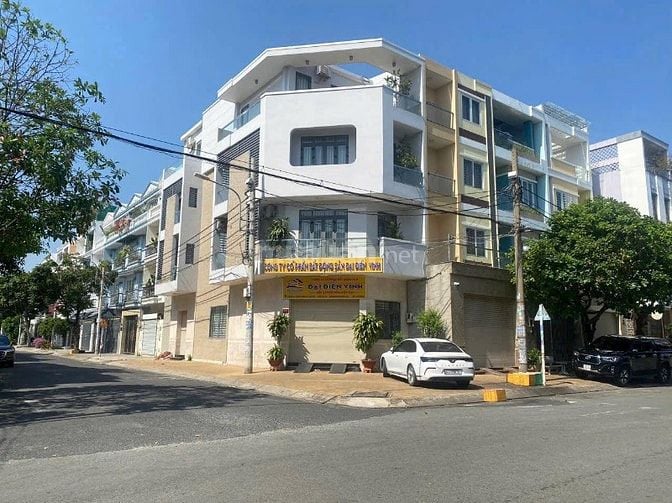 Nhà góc 2mt đường số 30 & 1B Khu ao sen 5x20m 3.5 tấm giá 18.5 tỷ 