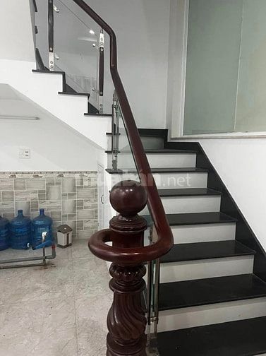 Nhà góc 2mt đường số 30 & 1B Khu ao sen 5x20m 3.5 tấm giá 18.5 tỷ 