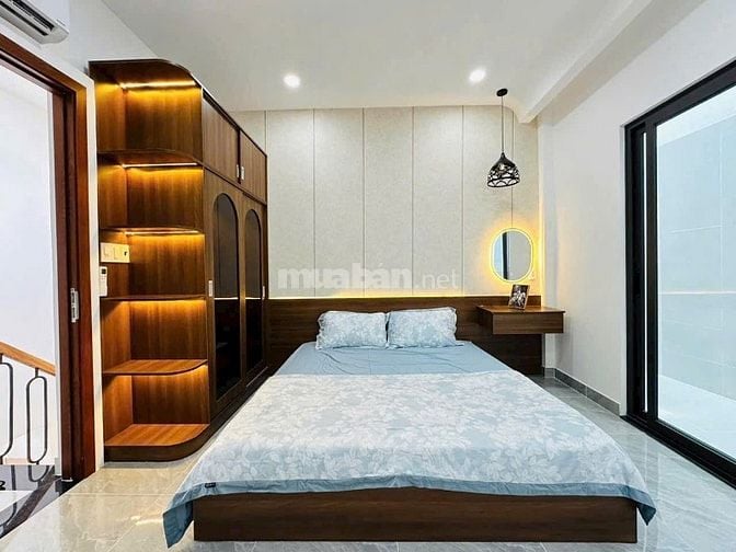 Nhà đẹp sổ chính chủ Nguyễn Văn Quá Q12 64m2 2tỷ400tr