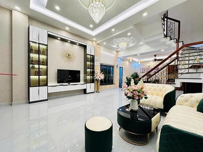 Đi nước ngoài định cư bán gấp nhà ở đường Dương Bá Trạc, phường Rạch Ô