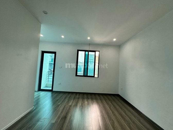 Bán nhà phố Kim Ngưu, 52m x 5 tầng, 20m ra ôtô, thang máy,nội thất xịn