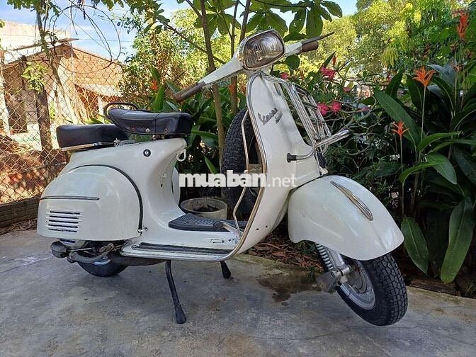 Piaggio Vespa Sprint 150 Cổ.