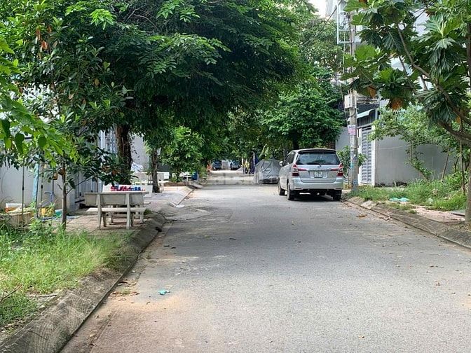 BÁN NỀN ĐẤT ĐẸP - ĐƯỜNG THÔNG KDC ĐƯỜNG 22 NGUYỄN XIỂN 