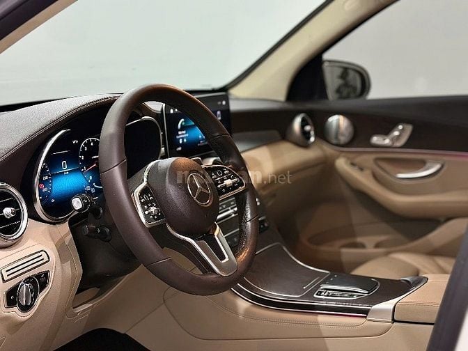 MERCEDES GLC200 4 matic full body Glc63 màu trắng
