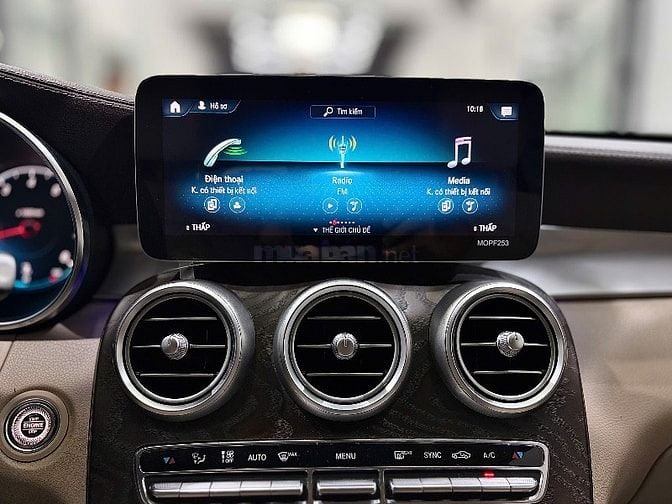 MERCEDES GLC200 4 matic full body Glc63 màu trắng