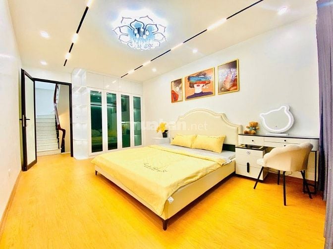 SIÊU PHẨM PHỐ TÔN ĐỨC THẮNG, NGÕ THÔNG Ô TÔ, FULL NỘI THẤT, CHỈ 7,2 TỶ