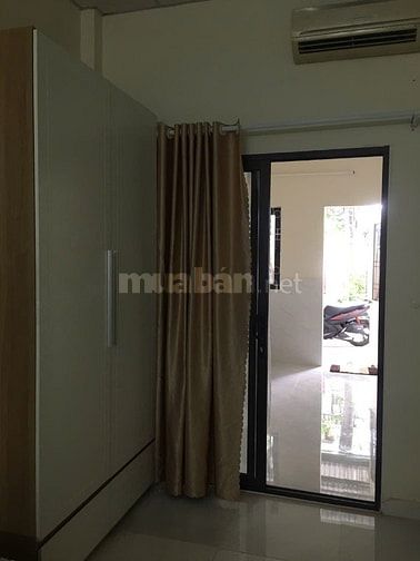 Nhà mới xây đầy đủ nội thất, p khách , ngũ , bếp và vệ sinh riêng 