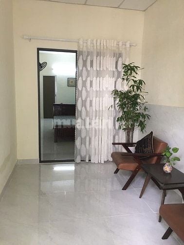 Nhà mới xây đầy đủ nội thất, p khách , ngũ , bếp và vệ sinh riêng 