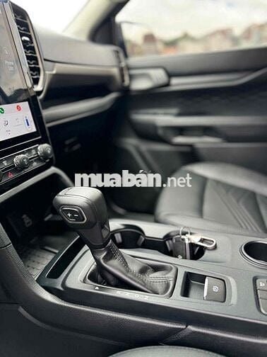 Ford Everest Nextgen 2024 mới đi 21000 km