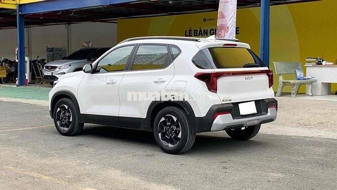 Kia Sonet 2024 chạy lướt 11.000 km Xe Chuẩn Đẹp