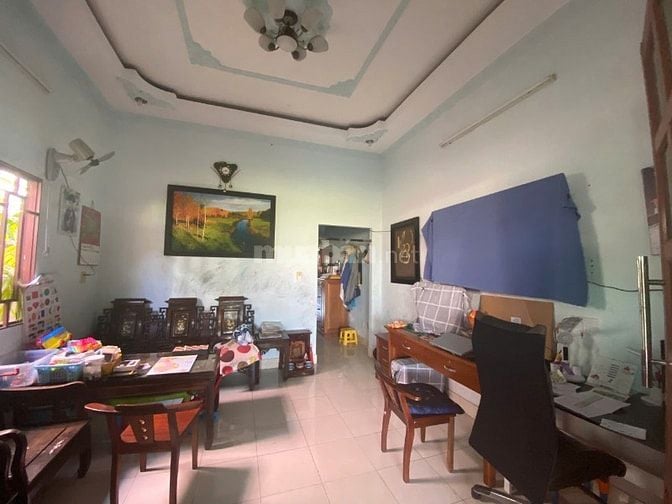 Nhà xinh 2 mặt tiền phù hợp Gia Đình nghỉ dưỡng