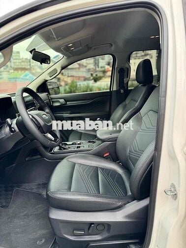 Ford Everest Nextgen 2024 mới đi 21000 km