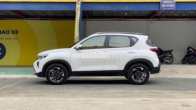 Kia Sonet 2024 chạy lướt 11.000 km Xe Chuẩn Đẹp