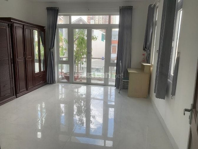 Đ156 An Dương Vương (kdc Nhật Minh), 273m2 Mt 10m, 3 tầng, 6pn,1pk,bếp