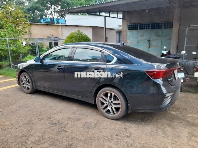 Kia Cerato 2019 2.0 AT Premium - 97000 km