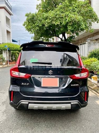Xe 7 chổ Suzuki XL7 2021 đăng ký 2022 nhập khẩu, số tự động