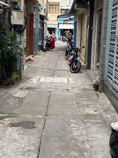 BÁN NHÀ 205/12 ĐƯỜNG THÍCH QUẢNG ĐỨC, Q. PHÚ NHUẬN 