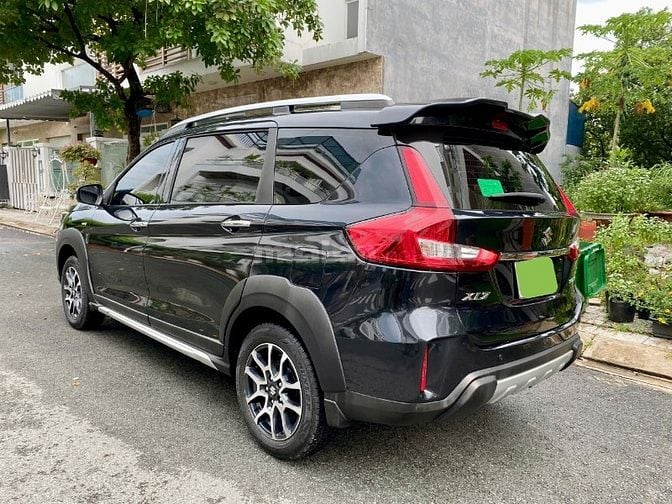 Xe 7 chổ Suzuki XL7 2021 đăng ký 2022 nhập khẩu, số tự động