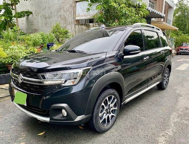 Xe 7 chổ Suzuki XL7 2021 đăng ký 2022 nhập khẩu, số tự động