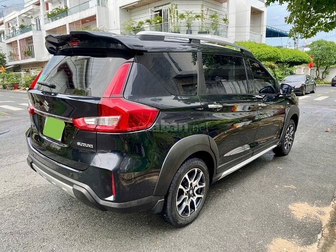 Xe 7 chổ Suzuki XL7 2021 đăng ký 2022 nhập khẩu, số tự động
