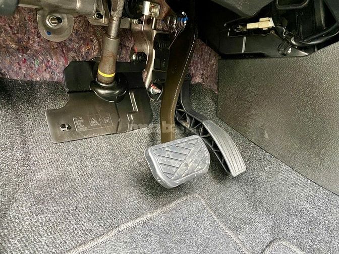 Xe 7 chổ Suzuki XL7 2021 đăng ký 2022 nhập khẩu, số tự động