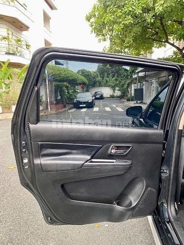 Xe 7 chổ Suzuki XL7 2021 đăng ký 2022 nhập khẩu, số tự động
