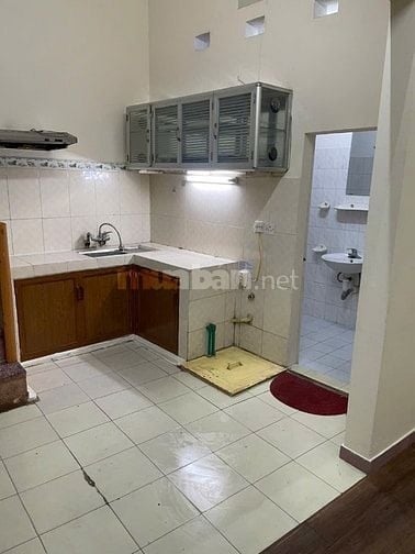 Cho thuê nhà khu Hào nam, Đống Đa, diện tích 40 m2 x 3 tầng